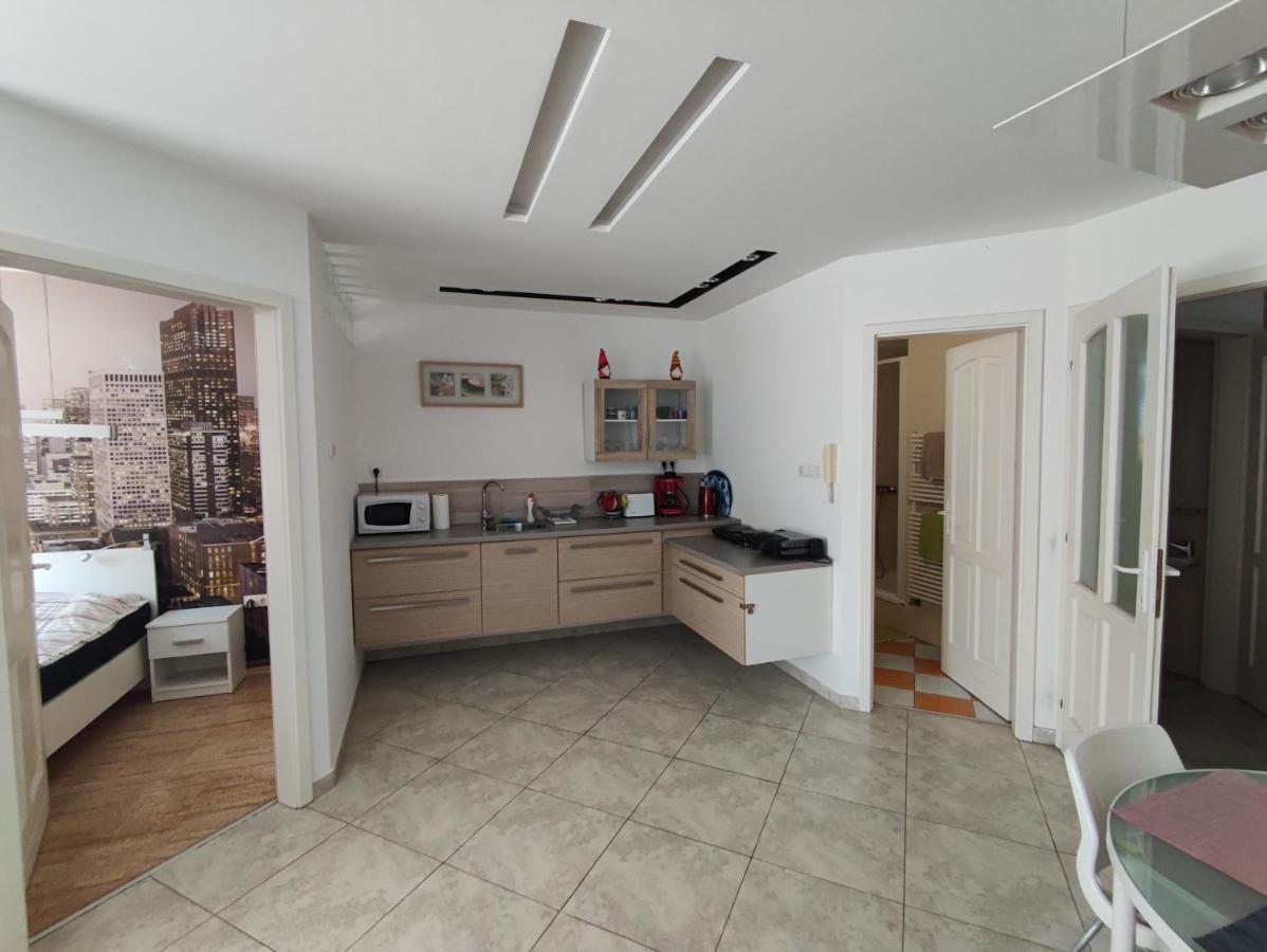City Center Apartman ザラエゲルセグ エクステリア 写真
